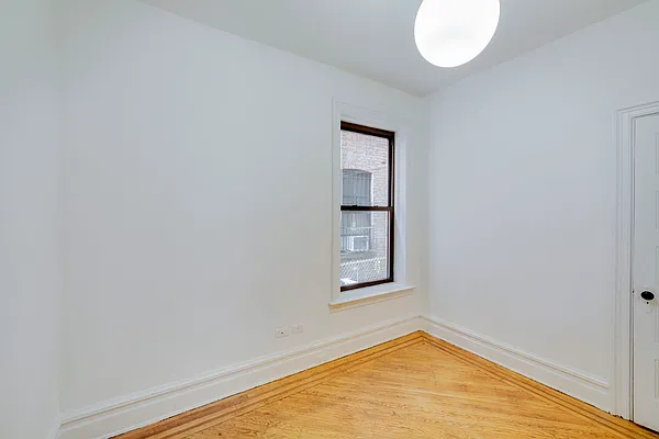 Rented by MNS | media 21