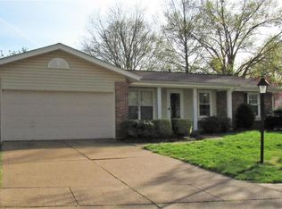 2510 Denlo Ct, Fenton, MO 63026