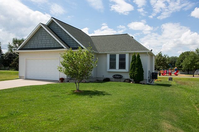 1st image of 620 Hunter Dr