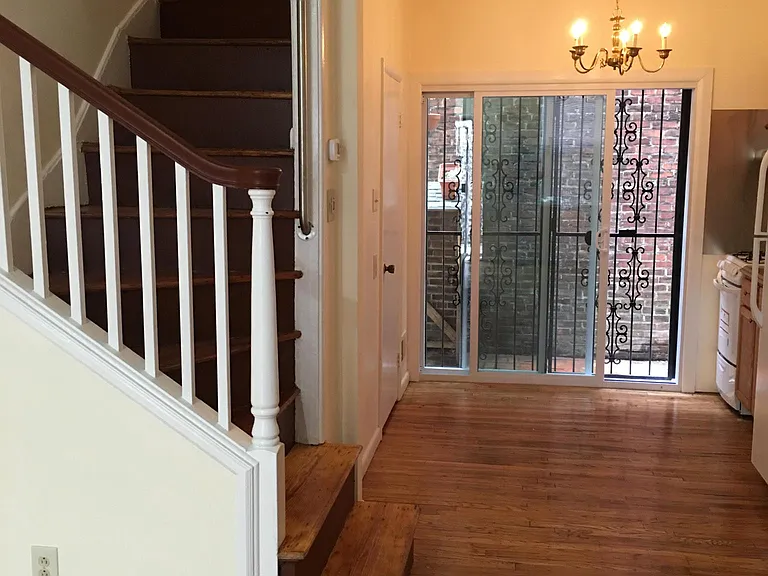212 N Clarion St — Photo 33