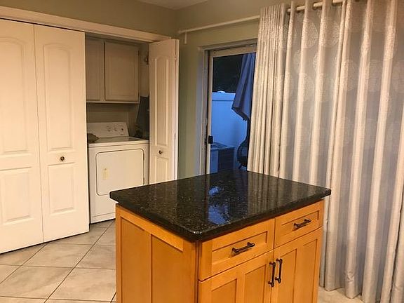 5th image of 303 S Bungalow Park Ave Unit A