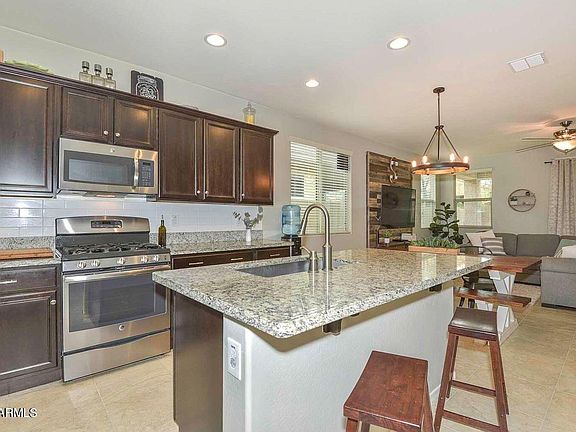 3rd image of 13138 W Lariat Ln
