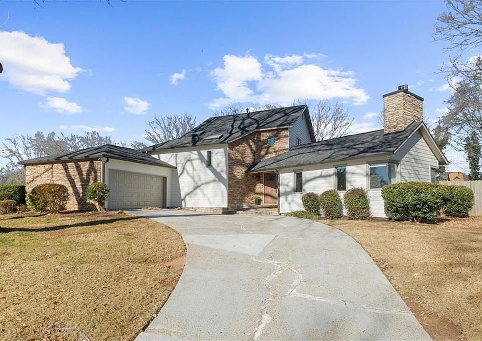 1st image of 130 Saddle Creek Dr