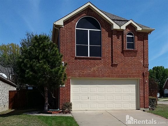 2nd image of 2111 Acosta Ln