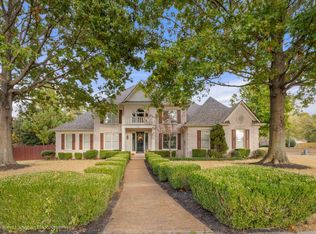 8972 Riverwood Farms Pkwy, Cordova, TN 38016