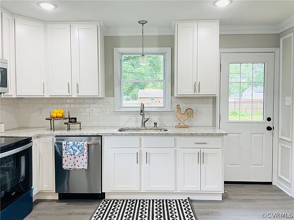 5th image of 2340 Fernbrook Dr