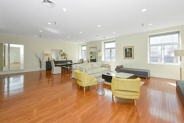 Rented by Sapo Group | media 42