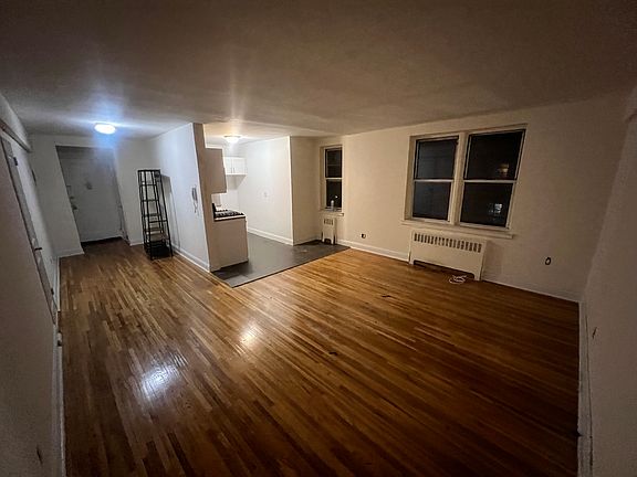 3rd image of 143-50 Barclay Ave APT 3F