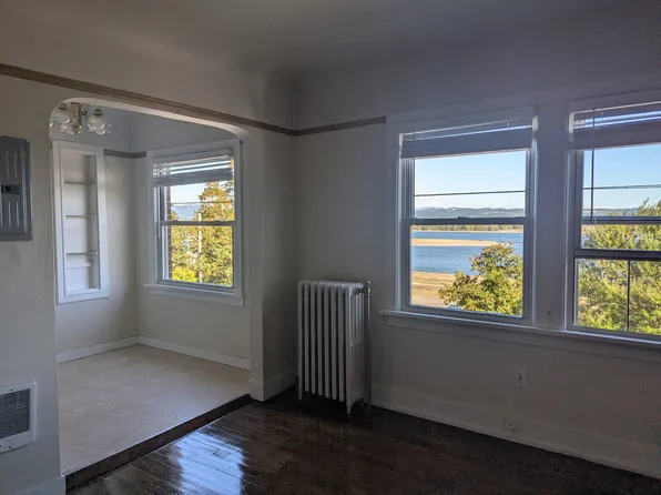 405 S 2nd St APT 210, Saint Helens, OR 97051