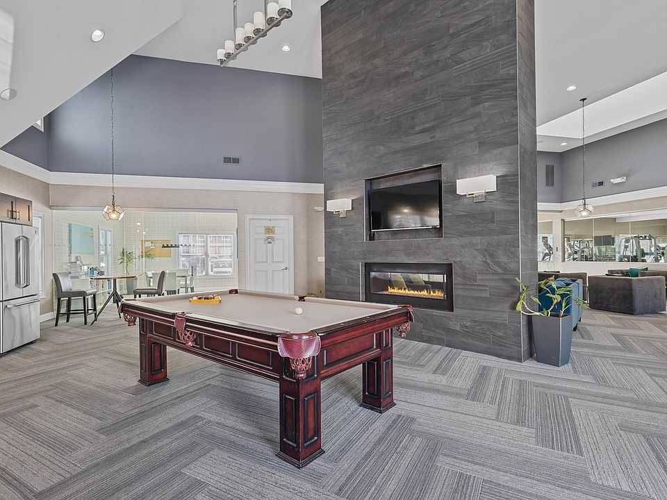 Clubhouse Lounge