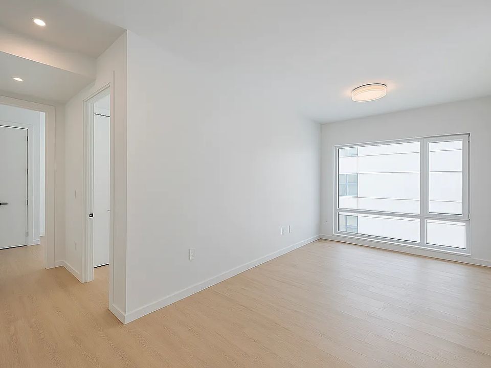 1st image of 333 Linden Blvd #6I