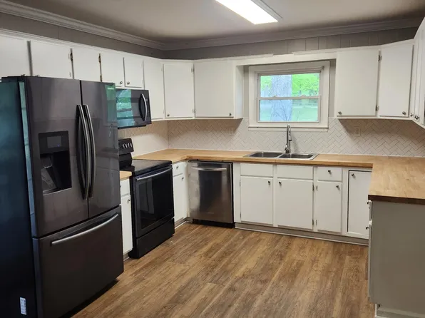 6041 Beech Hill Rd, Pegram, TN 37143