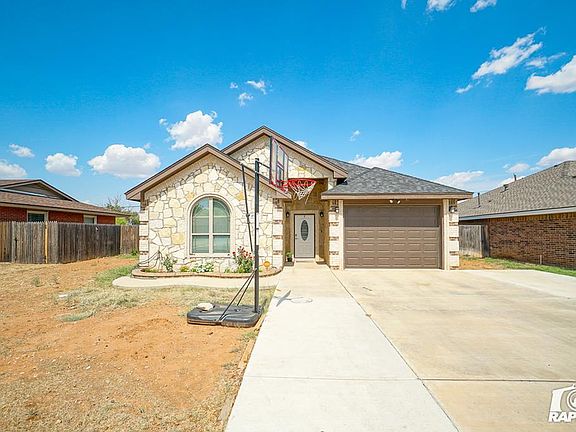 2nd image of 406 Idlewilde Dr