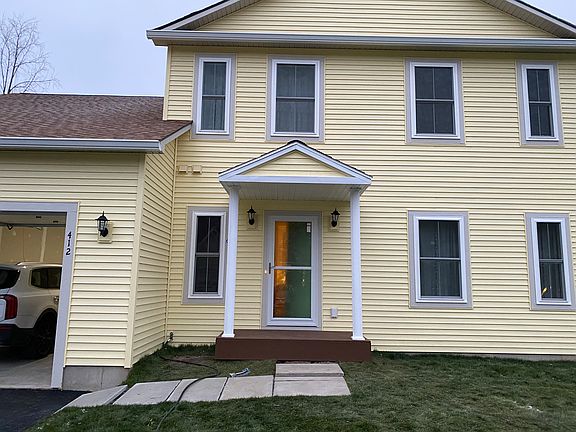 3rd image of 412 McClennan Dr