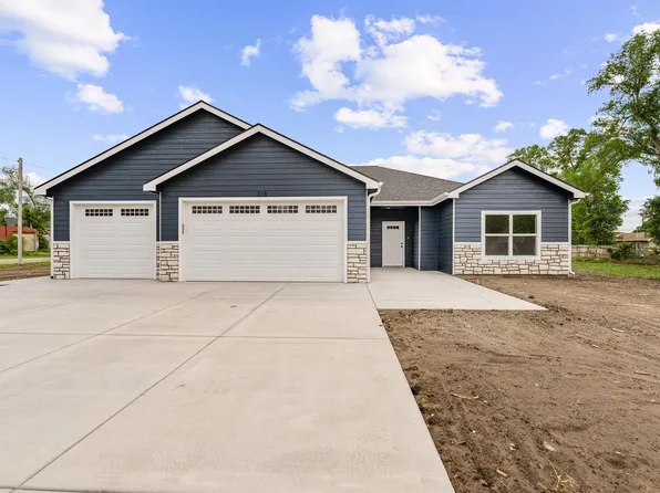 318 E 4th St, Solomon, KS 67480