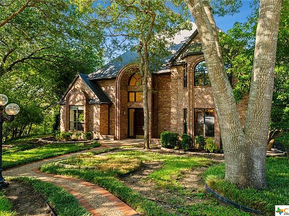 5th image of 3115 Kensington Ct
