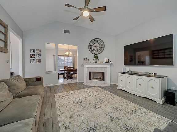 5th image of 3409 Sterling Dr