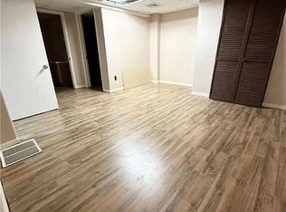 152 Freeport Rd, Butler, PA 16002