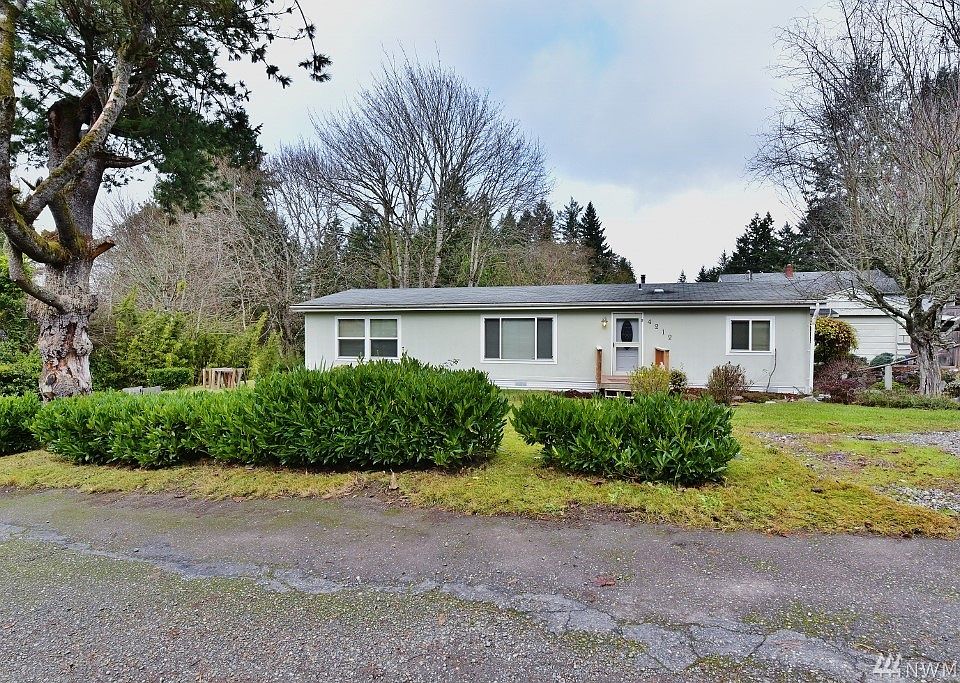 Great House, move in ready, off Rocky Point