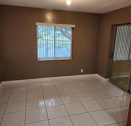 3rd image of 6420 Kimberly Blvd