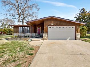 152 Rice Dr, El Dorado, KS 67042