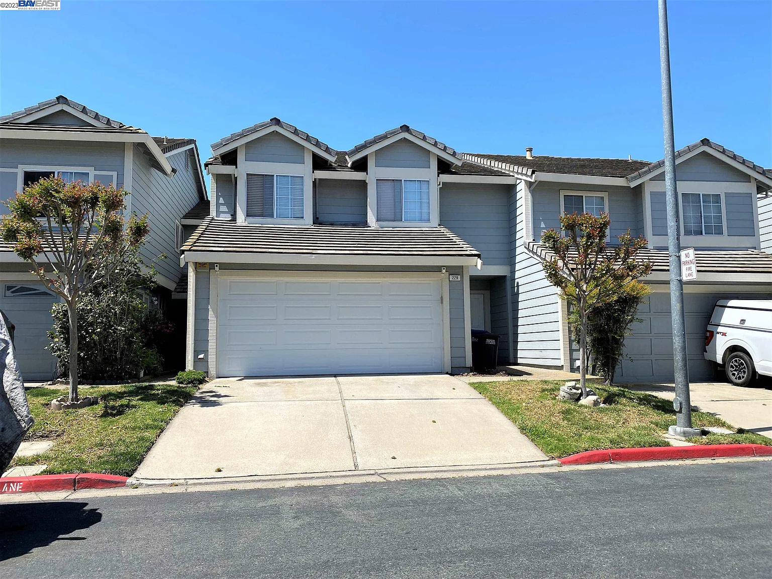229 Heron Dr photo 1