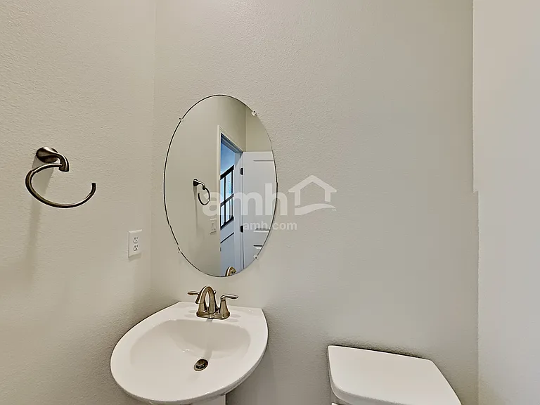 1525 Garden Swing Ave — Photo 9