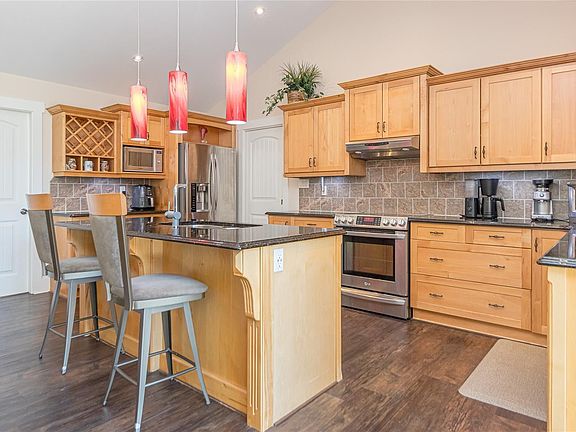 3rd image of 1737 Galvin Pl