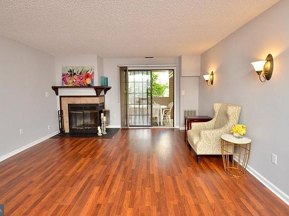 3rd image of 6951 Mary Caroline Cir Unit G