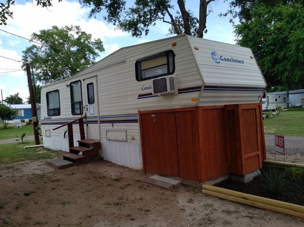 1604 W Royall Blvd #6