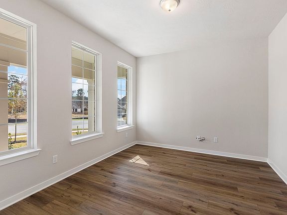 4th image of this home