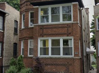 3315 W Pensacola Ave #2, Chicago, IL 60618