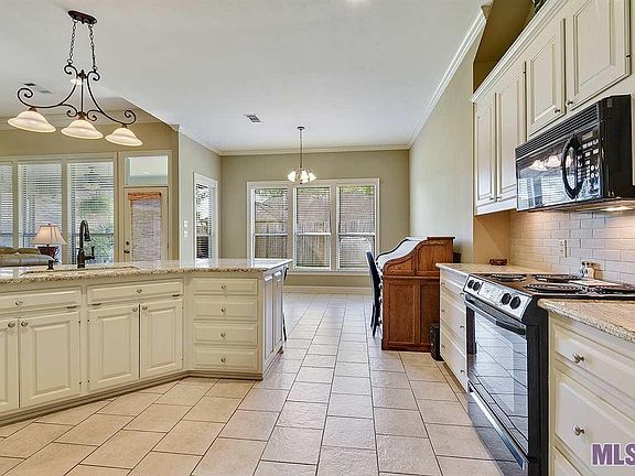 3rd image of 37417 Prairie Dr