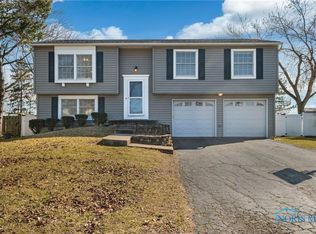 461 Mallard Rd, Perrysburg, OH 43551