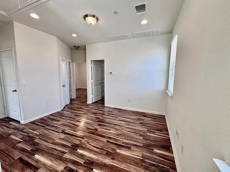 1001 Zodiac Ln #50 — Photo 8