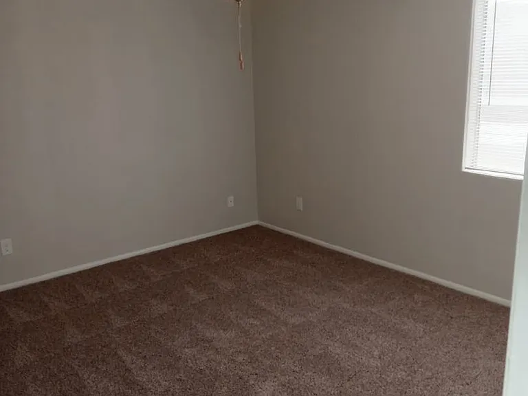 Ponderosa Ranch Apartments — Photo 19