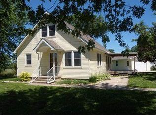 24573 Hickory St, Bevier, MO 63532