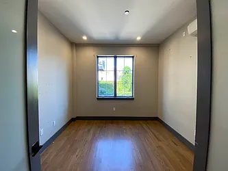 Rented by Rennit Inc.