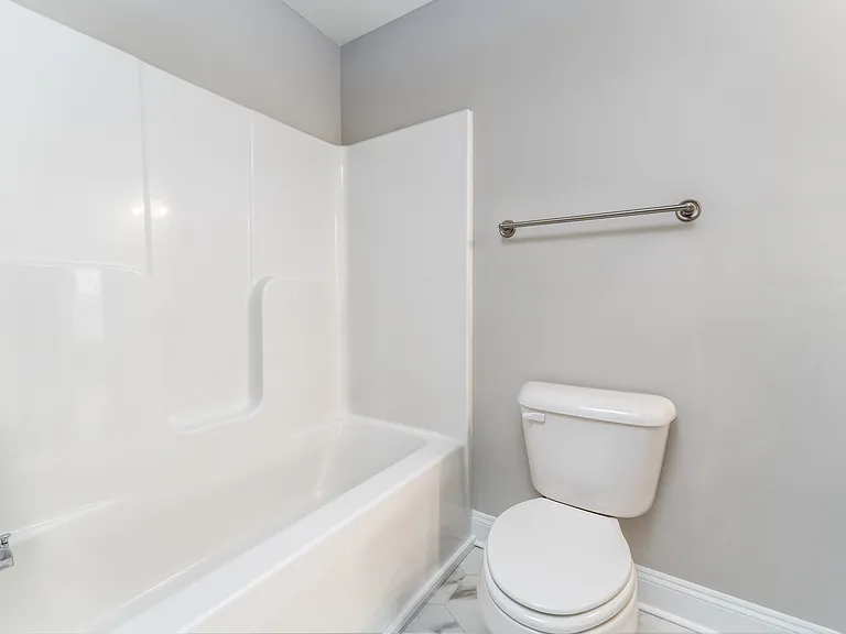 Stella's Place Apartments — Photo 4