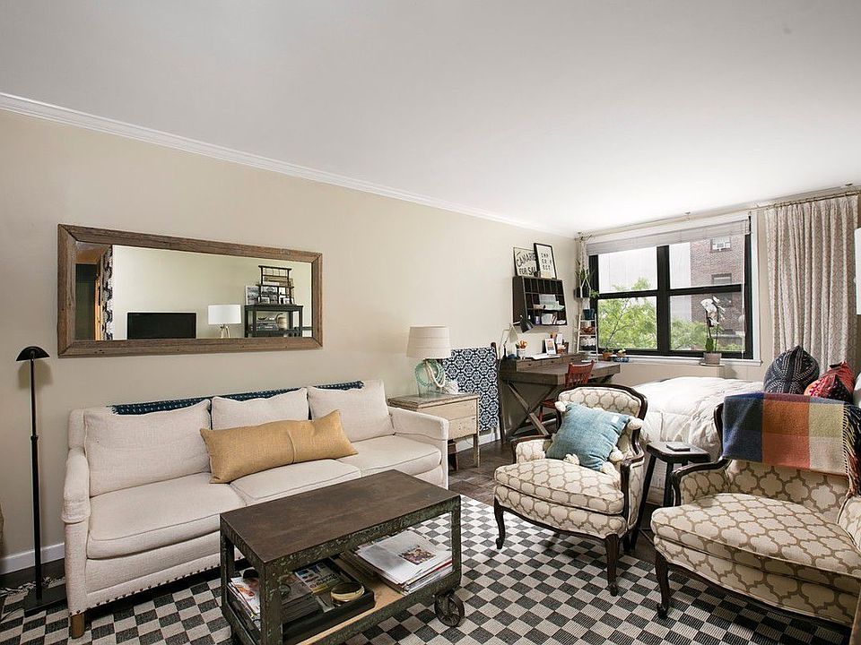 1st image of 130 E 18th St APT 6R