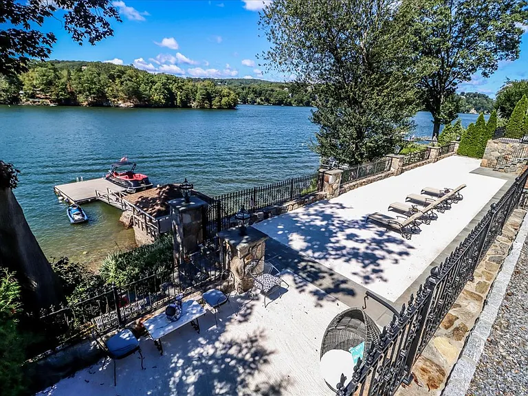 51 S Lake Shore Dr — Photo 40