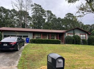 480 Rock Meadow Dr, Stone Mountain, GA 30088