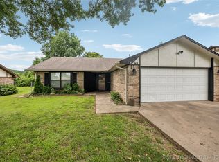 612 S 5th St, Eufaula, OK 74432