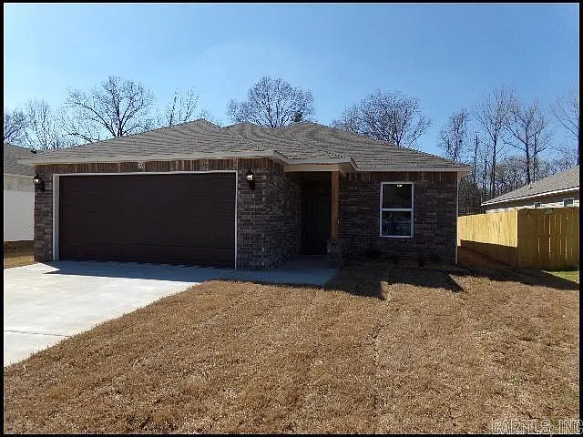 10 Big Bend Dr — Photo 2