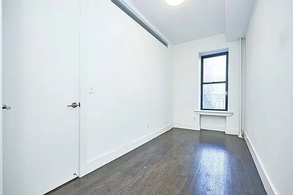 Rented by Luxury Property Group | media 22