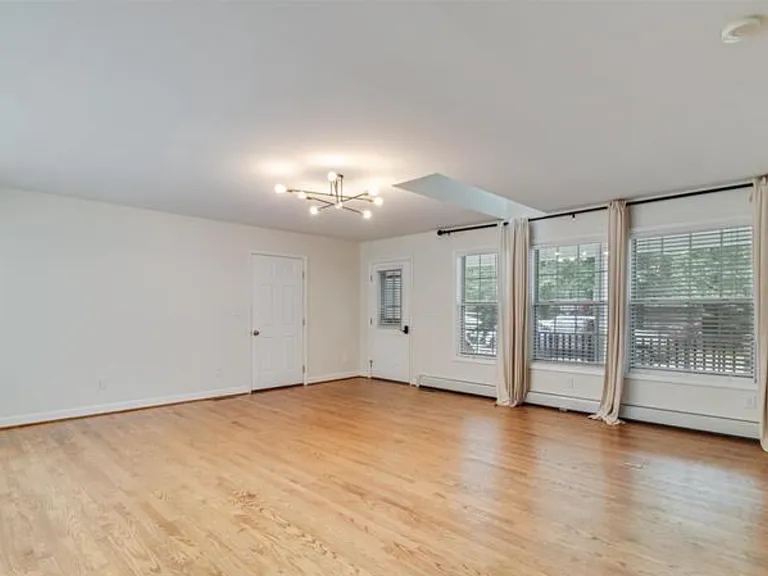 6040 Southgate Farm Rd — Photo 6