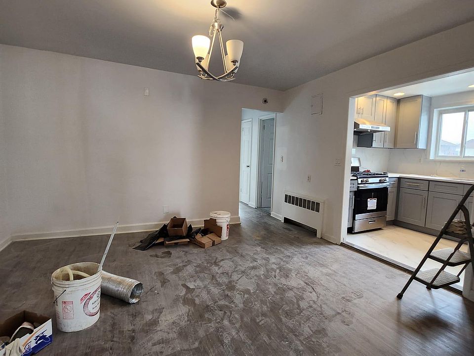 1st image of 3249 Lucerne St #1