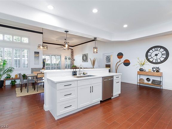 4th image of 10013 Summer Oak Ln Unit 102