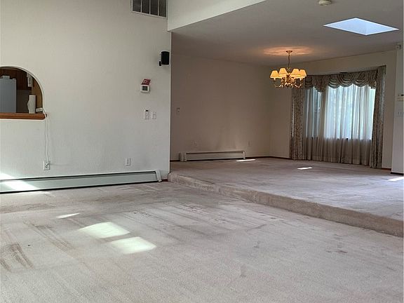 5th image of 18006 B St E