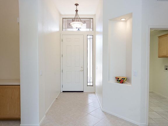 3rd image of 11261 N Twin Spur Ct